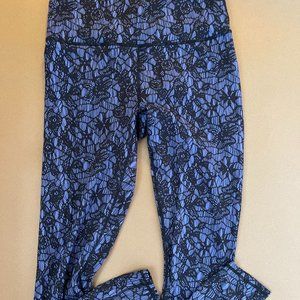 Fabletics Blue Lace Cropped Leggings